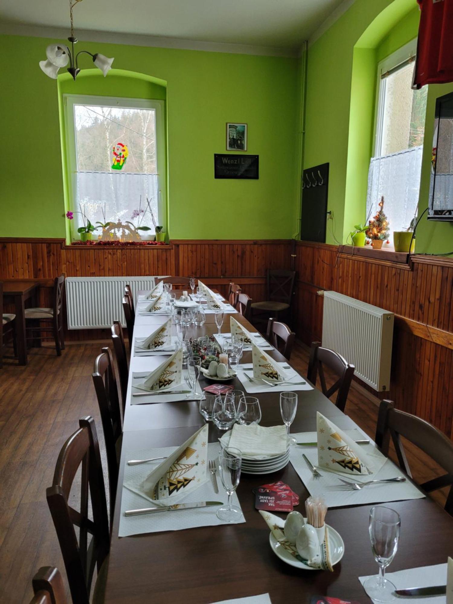 Guest House Pod Lesem Merklín Extérieur photo